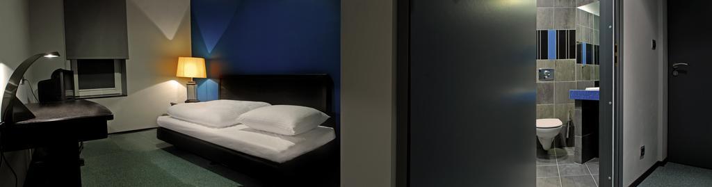 שורזוב Blues Hotel חדר תמונה